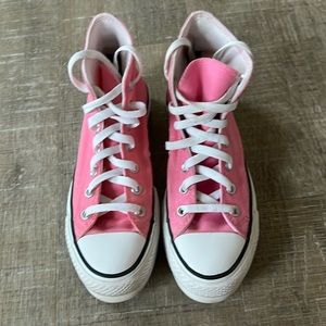 pink platform converse.